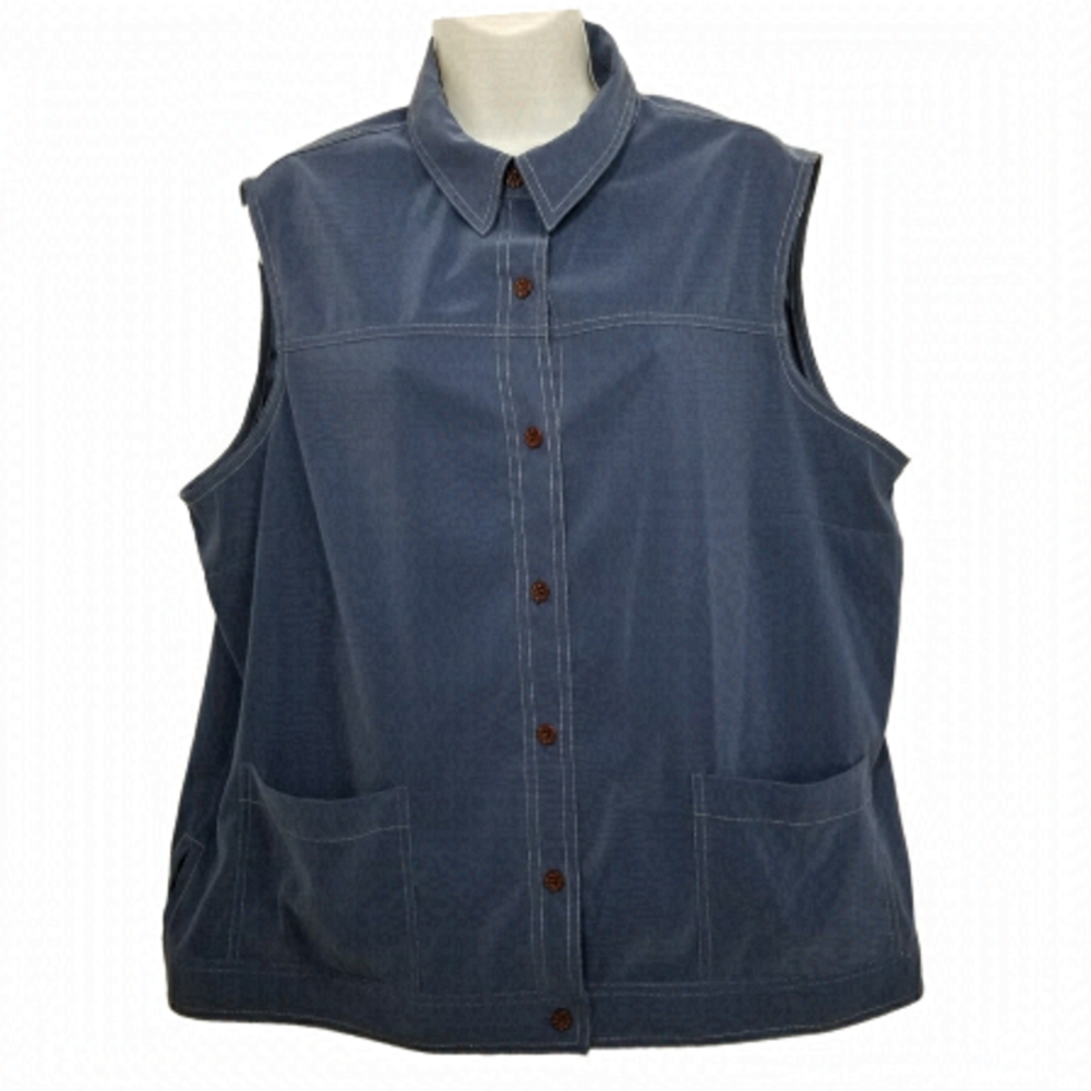 Alia Sport blue vest in a size large